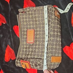 Authentic small kate spade ♠️ bag!